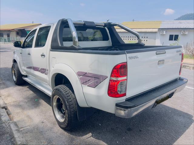 2013 Toyota HILUX 2.5 G VNT (A) - 2