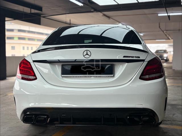 2018 Mercedes Benz C-CLASS 2.0 250 AMG LINE F/Lon - 4
