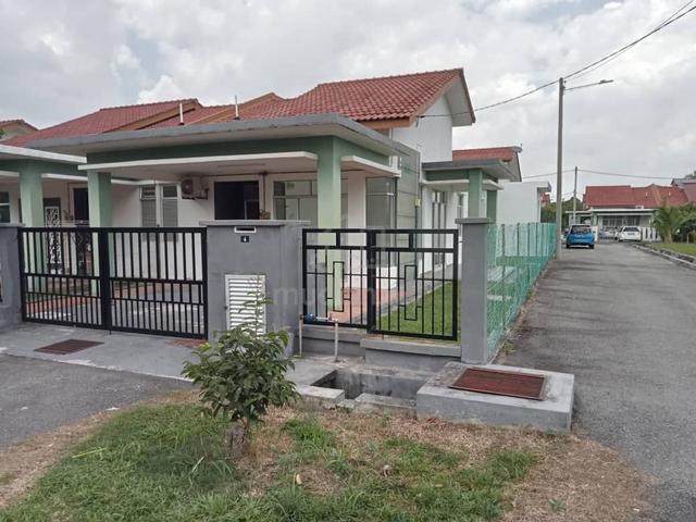 Semi D Cluster Single Storey, Taman Indah Puteri Fasa 4, Salak Tinggi 1