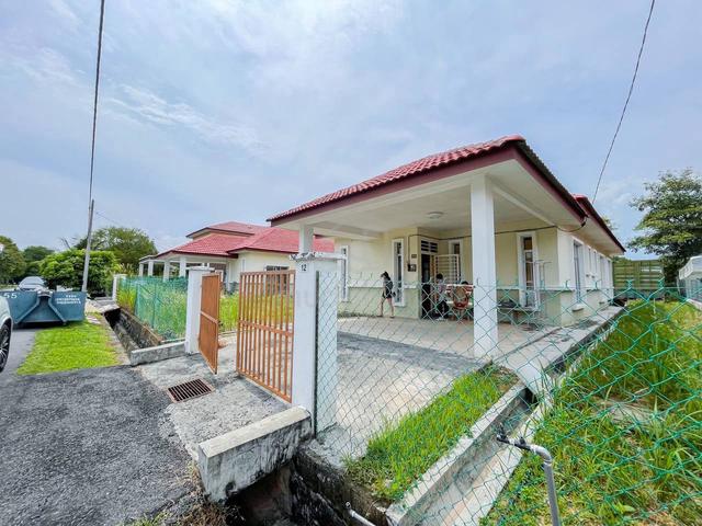 FACING OPEN 🔥 Bungalow Single Storey Mahkota Hills Lenggeng 1