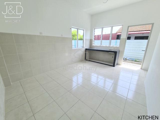 Brand New 1sty Terrace Tualang, Perak. 5