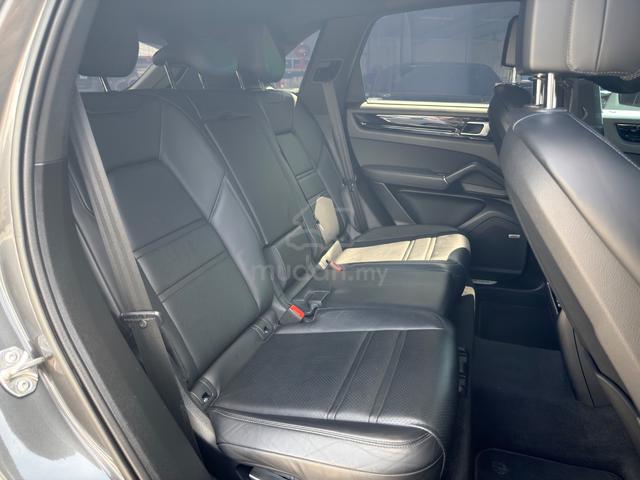 2021 Porsche CAYENNE 3.0 V6 SUV - 4