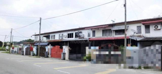 Johor Bahru Taman Johor Jaya Jalan Teratai L.Cost Double Storey House 1