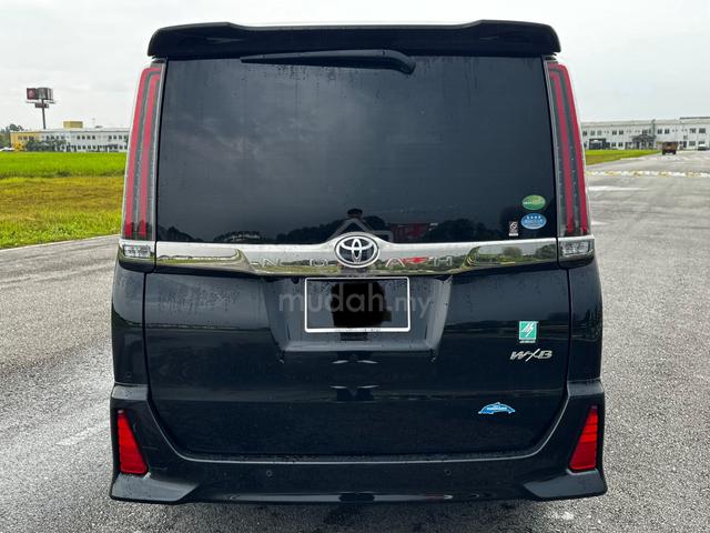 2020 Toyota NOAH 2.0 WXB (A) - 5