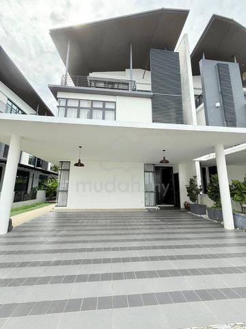 FREEHOLD SWIMMING POOL 4291ft Semi Detach House Presint 12 Putrajaya 1