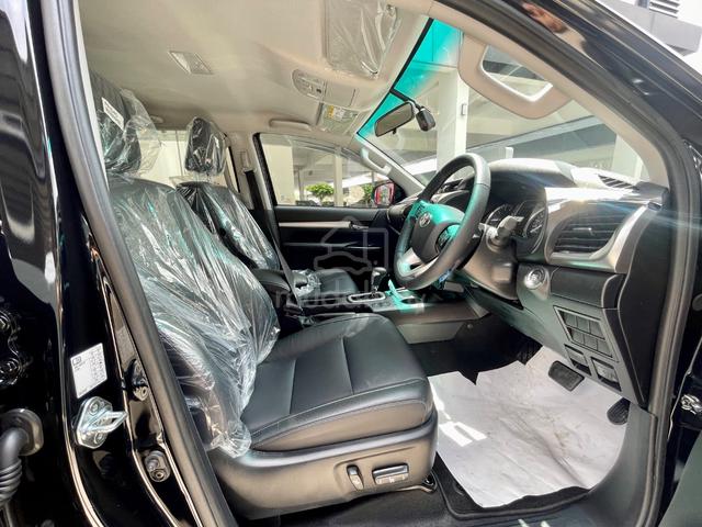 FULLOAN PROMO TERHEBAT NEW 2026 Toyota HILUX 2.4 V - 4