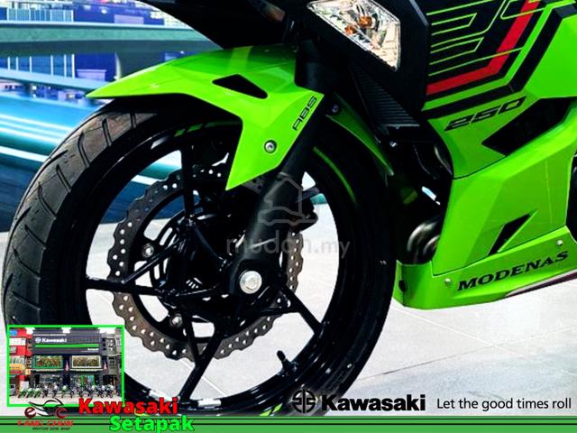 kawasaki 250 dirt bike 4 stroke