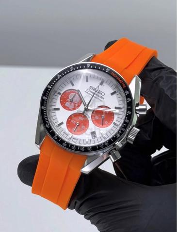 Custom S. Mod 40mm Orange Snoopy Speedmaster - photo 2 of 6