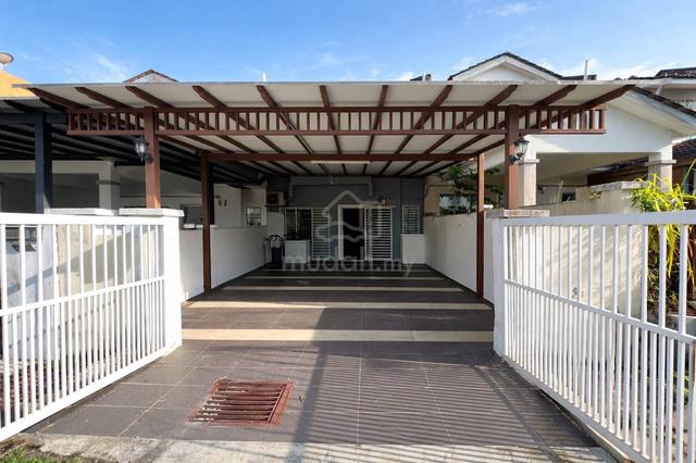 Renovated, 2 Storey Terrace House Bandar Tasik Puteri, Rawang 1