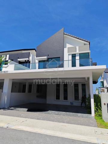Melaka Padang Temu 8 Residence Double Storey Semi D House FREEHOLD 1