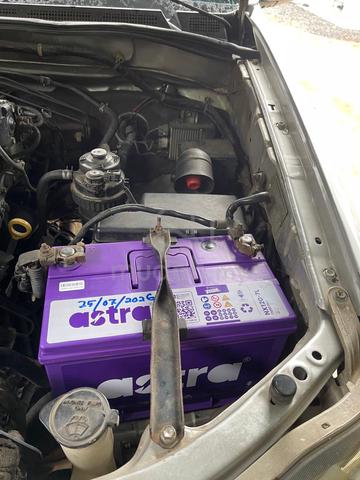 2010 Toyota HILUX 2.5 G MY05 KUN25R FACELIFT (M) - 4