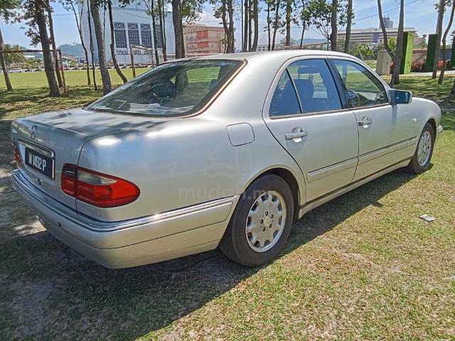 1996 Mercedes Benz 200E 2.0 W124 (A) - 2