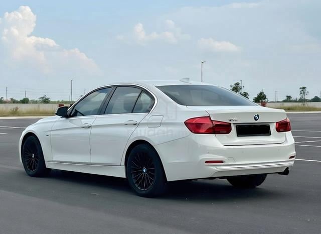 [2016] BMW 318i 1.5 Turbo Charged (AT) Luxury Spec - 2