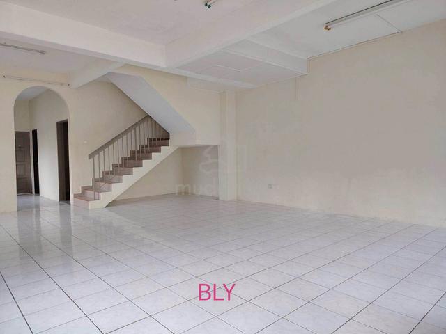 [Corner Lot] Bayu Perdana Bukit tinggi 2sty 40*75sqft Nice unit for sa 1