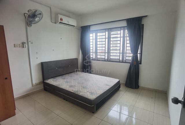 Embassy suites apartment/room torent/beside G5 hotel /Jb town/near ciq 1