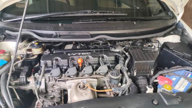 2011 Honda CIVIC 1.8 S-L iVTEC FACELIFT (A) - 5