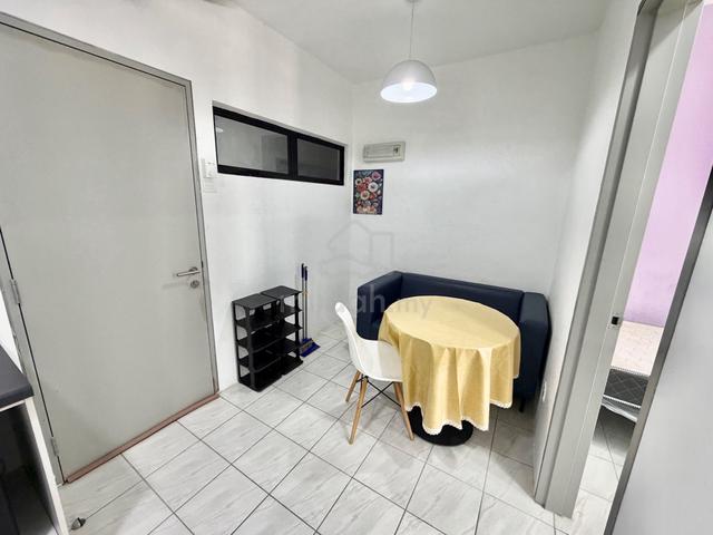 Uni Suites 1