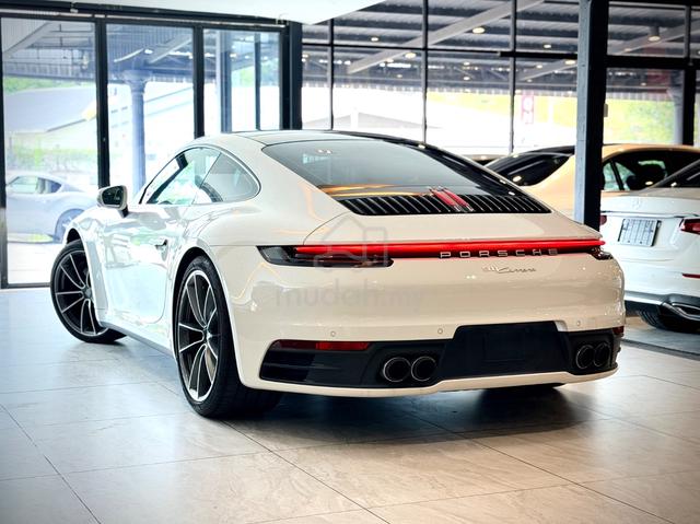 UNREG 2022 Porsche 911 3.0 CARRERA Grade 5 Sunroof - 2