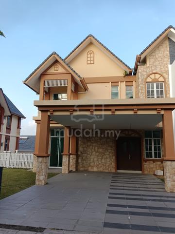 Semi D house in Setia Eco Park 1