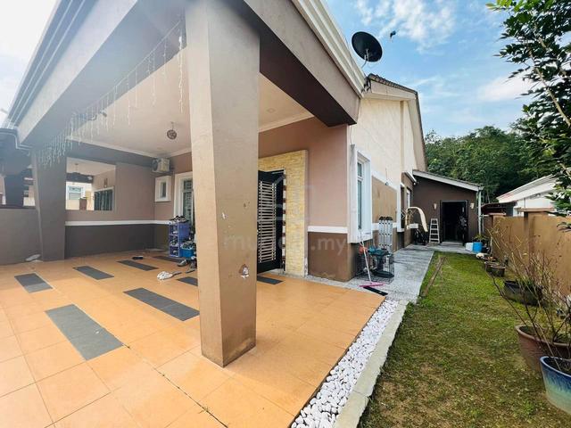 Renovated Single Storey semi d Warisan Puteri Presint 9 Sikamat 1
