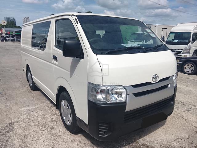 2015 Toyota HIACE 2.5 SEMI PANEL VAN (M) TIPTOP - 1