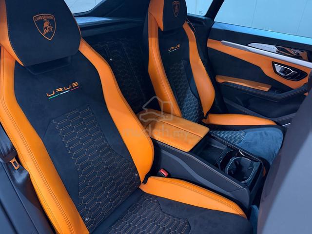 2022 Lamborghini URUS 4.0 (A) 4 Seaters - 5