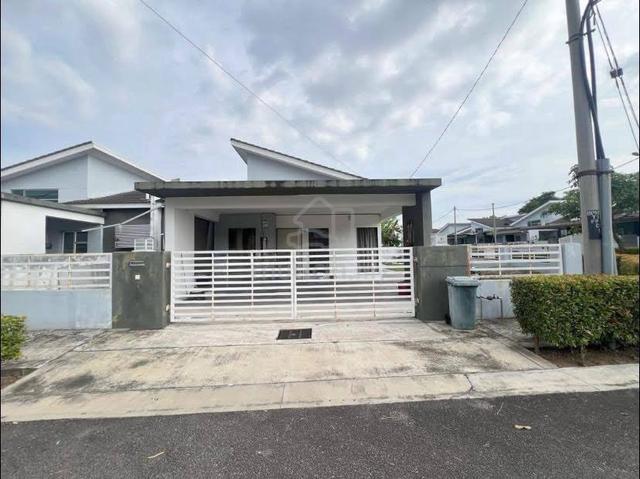 CHEAPEST, BELOW MARKET VALUE & GOOD FACILITIES, at Roseville S. Petani 1