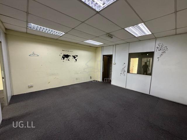 Bdr Puteri Shoplot Office 1st floor 22X75 - Suitable for Office Use. 1