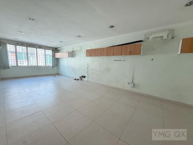 Hot Areaš„2nd Floor Shop Lot Officeļ¼Bandar Bukit Tinggi 1 Klang - Rent 1