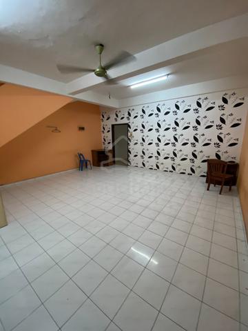 House for Sale - Taman Sri Intan, Johor Bahru (Hse No. 11) 1