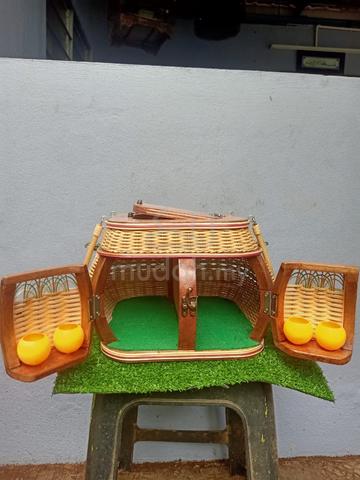 Carousel Image