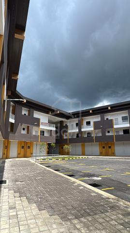 Beaufort Pavillion Shoplot Fro Rent | Whole Block | OC Obtain 1