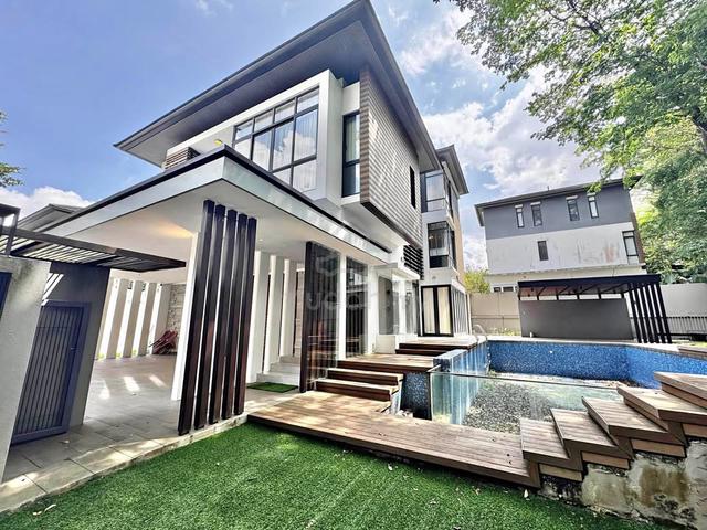 Owner Lari Seremban Landed【45'x80' Corner Freehold】Free Swimming Pool 1
