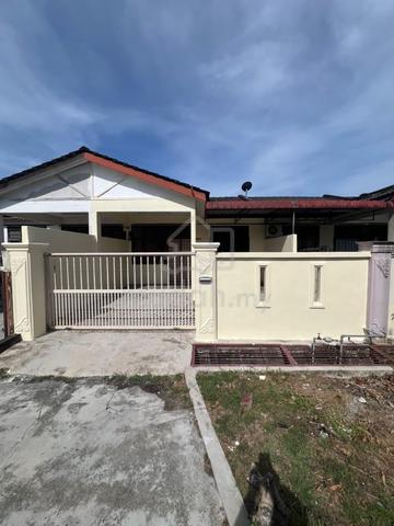 Taman selasih house for rent 1