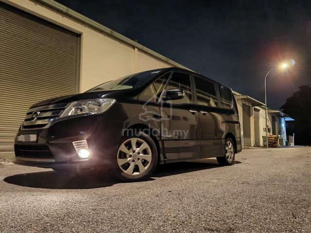 2013 Nissan SERENA 2.0 S-HYBRID HIGHWAY STAR - 2