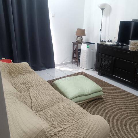 room for rent ( master bedroom) 1