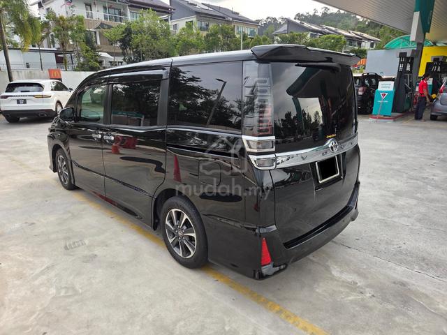2019 Toyota Voxy 2.0 ZS Kirameki II Japan Alpine - 3