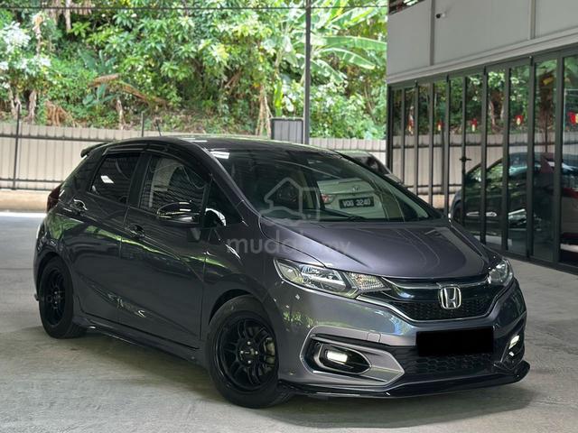 2019 Honda JAZZ GK5 1.5 V FACELIFT (A) FULL LOAN ! - 2