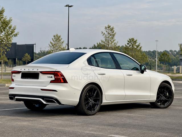 2020 Volvo S60 2.0 T8 R-DESIGN FACELIFT SUNROOF - 4