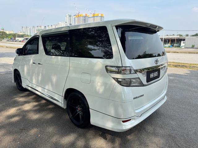 Toyota VELLFIRE 3.5 Z PLATINUM SELECTION (A) 2010 - 4