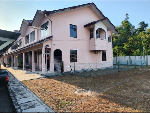 Fully furnished air cond room with attached bathroom 1