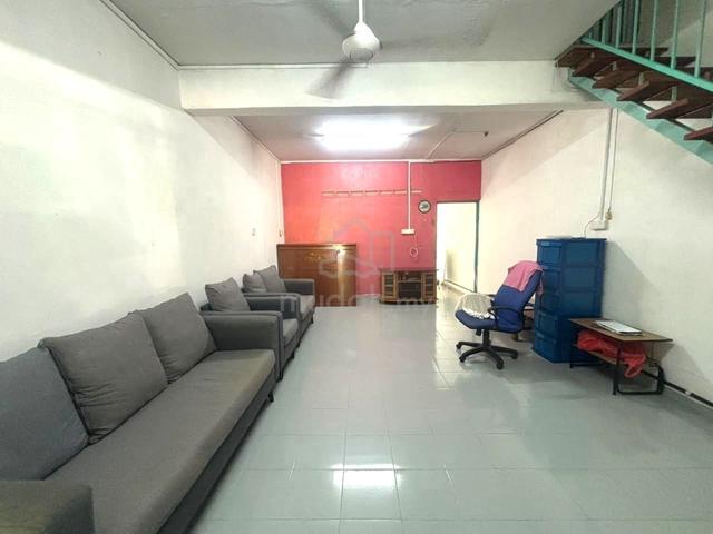 Full Loan Rumah Kos Rendah Size Besar Dekat Bandar Condition Bagus 1