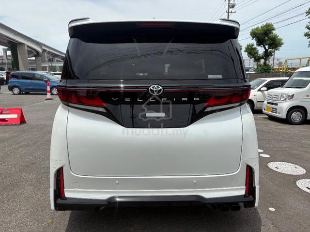 Toyota VELLFIRE 2.4 Z PREMIER GR BODYKIT BLACK INT - 4