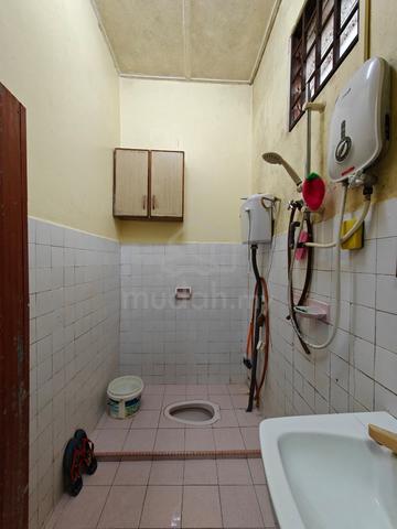 Jalan Saga Taman Saga Kulai 1
