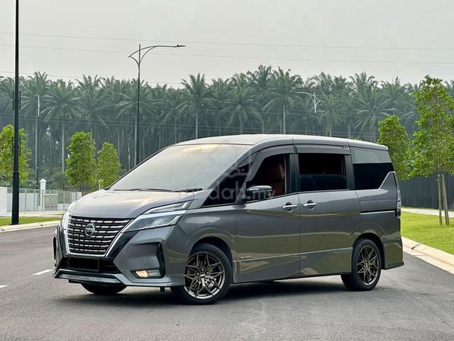 -2023 Nissan SERENA 2.0 S-HYBRID PREMIUM HIGHWAY - 1