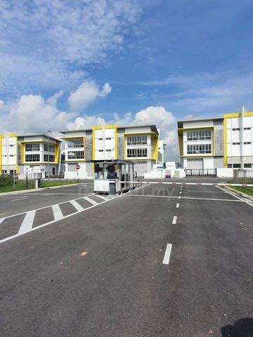 Senai @ 3 Storey Cluster Factory G&G Power supply 100amp 3 pharse 1