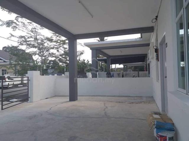 Bandar permata lunas  semi D house for rent 1