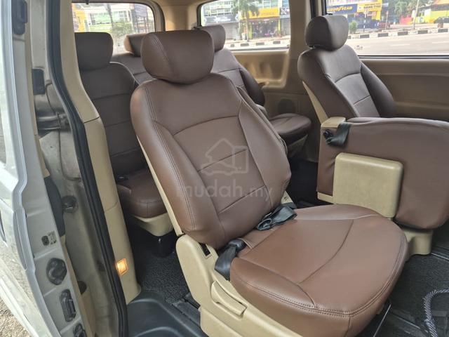 2010 Hyundai GRAND STAREX 2.5 ROYALE (A) - 3
