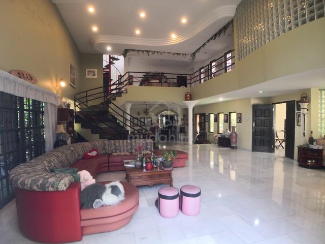 Ipoh City Centre Taman Victoria Bungalow For Sale 1