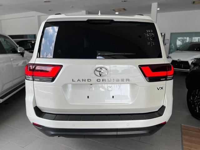 RECON UNREG 2024 Toyota LANDCRUISER VX EDITION - 3